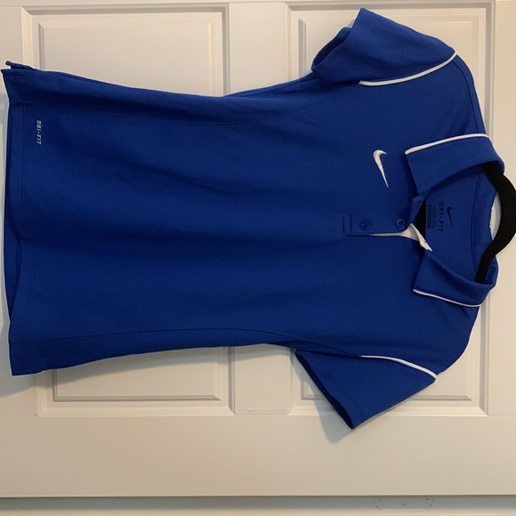 Small Nike Dri-fit blue polo. - Picture 3 of 4